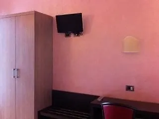 帕妮萨酒店 3* 米兰