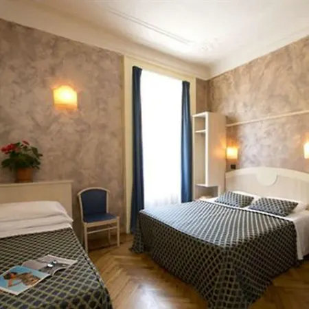Hotell Panizza 3*