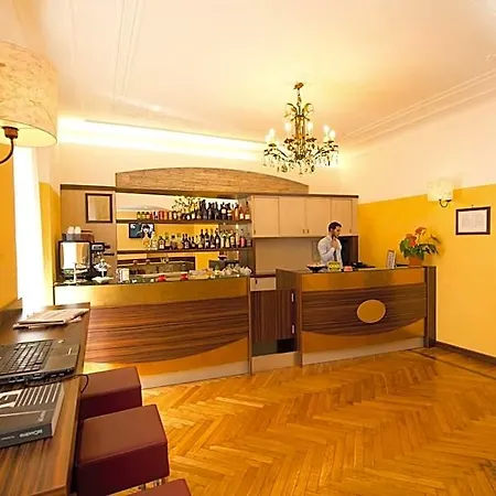 Panizza Hotel